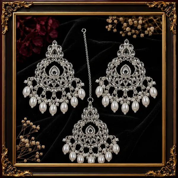 Silver_Alloy_Pearl_Chandelier_Earrings_And_Maang_Tikka_Set_For_Women