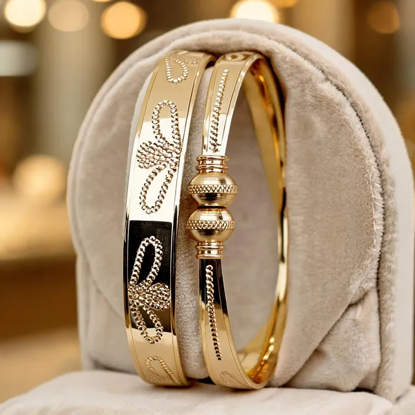 Gold_Brass_Paisley_Patterned_Bangle_Set_For_Women
