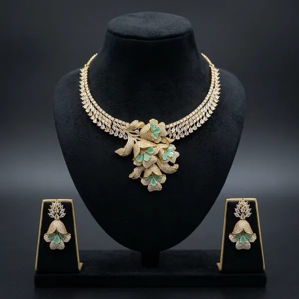 Gold_Green_Stone_Floral_Layered_Necklace_Set_For_Women