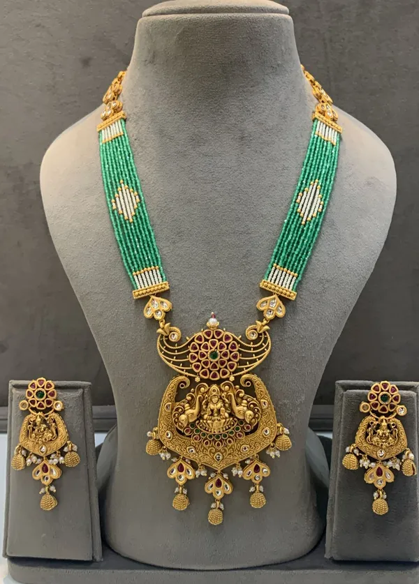 Gold_Green_Beaded_Temple_Jewellery_Set_For_Women