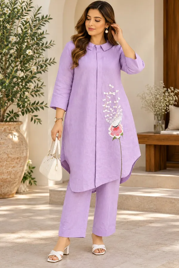 Floral_Embroidered_Asymmetric_Kurta_Pant_Set