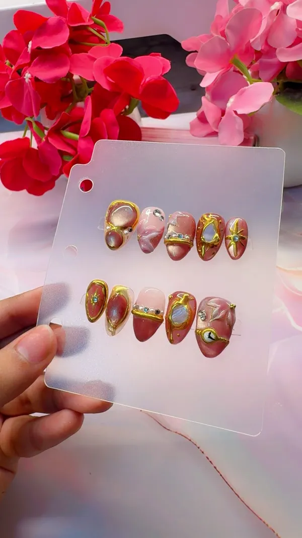 Dilkashi_Nail_book