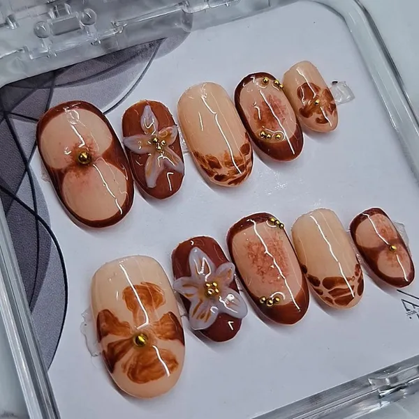 3d_Brown_Flower_Nails