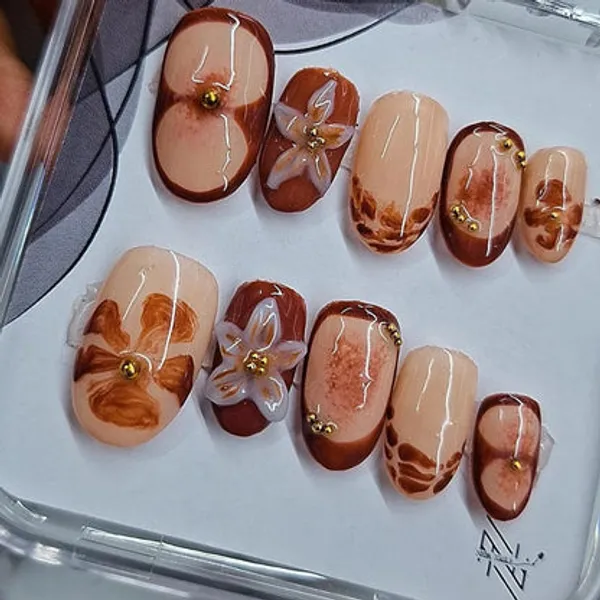 3d_Brown_Flower_Nails