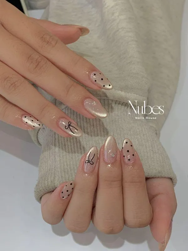 Black_Bow_Cateye_Nails