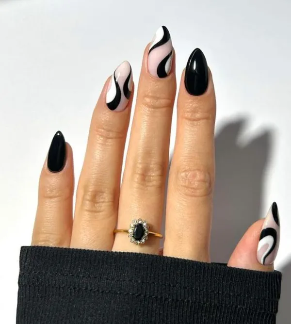 Black_White_Swirly_Nails