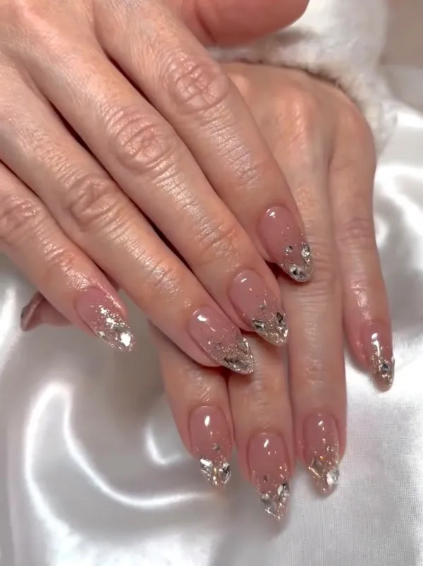 Diamond_Glitter_Nails