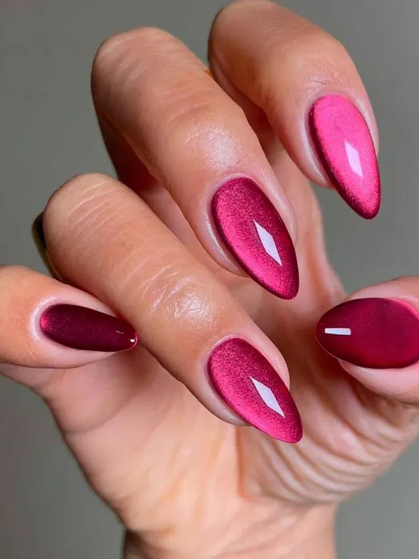 Magenta_Cateye_Nails