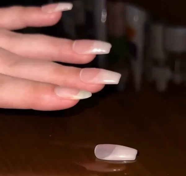 Hyper_Realistic_Matte_Nails