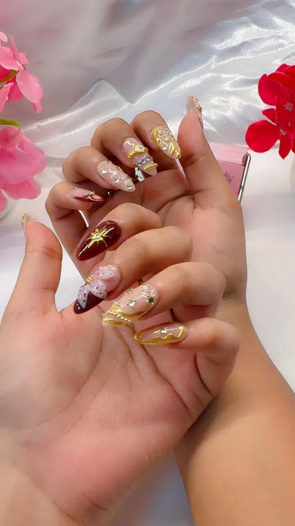 Luxurious_Jwell_Red_Wine_Nails