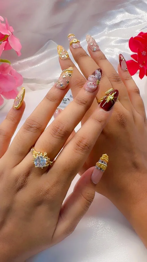 Luxurious_Jwell_Red_Wine_Nails