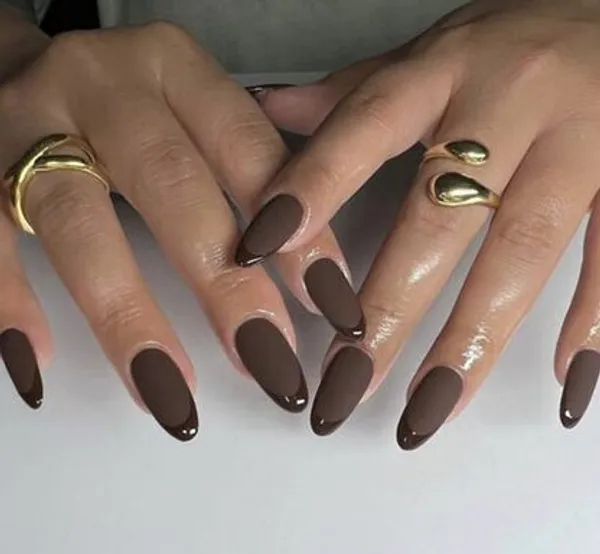 Deep_Browny_Nails