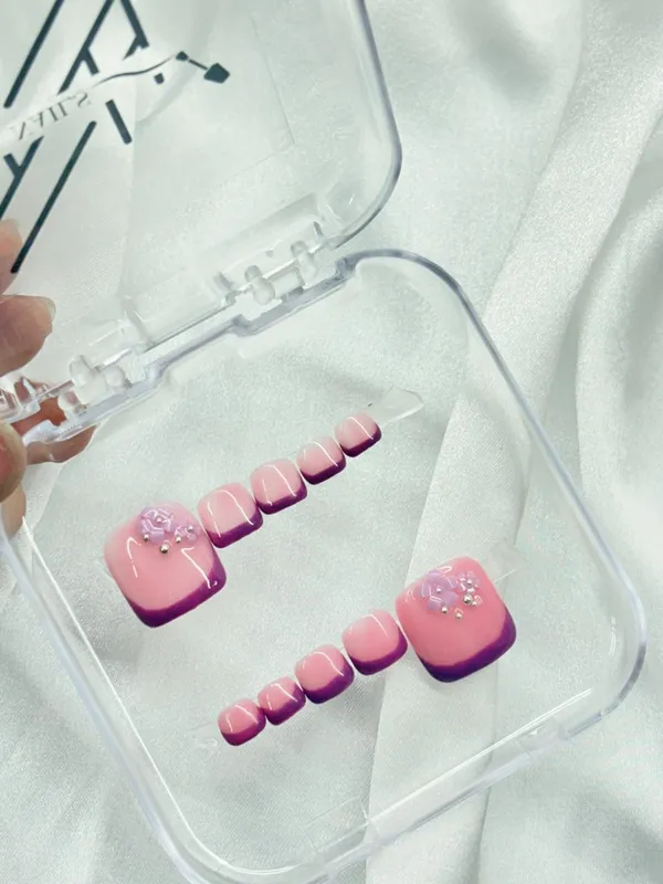 Pink_French_Toe_Nails
