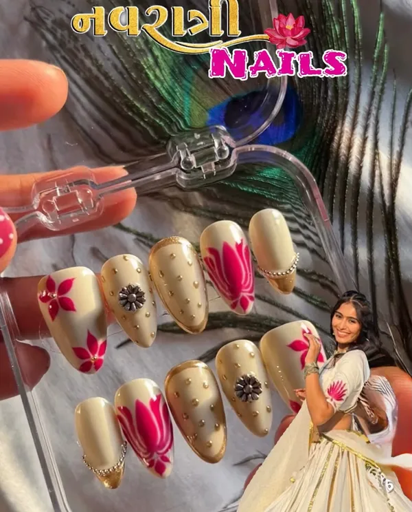 Navratri_nails_2