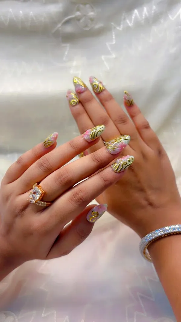 Green_Cat_eye_Pink_3D_flower_Nails