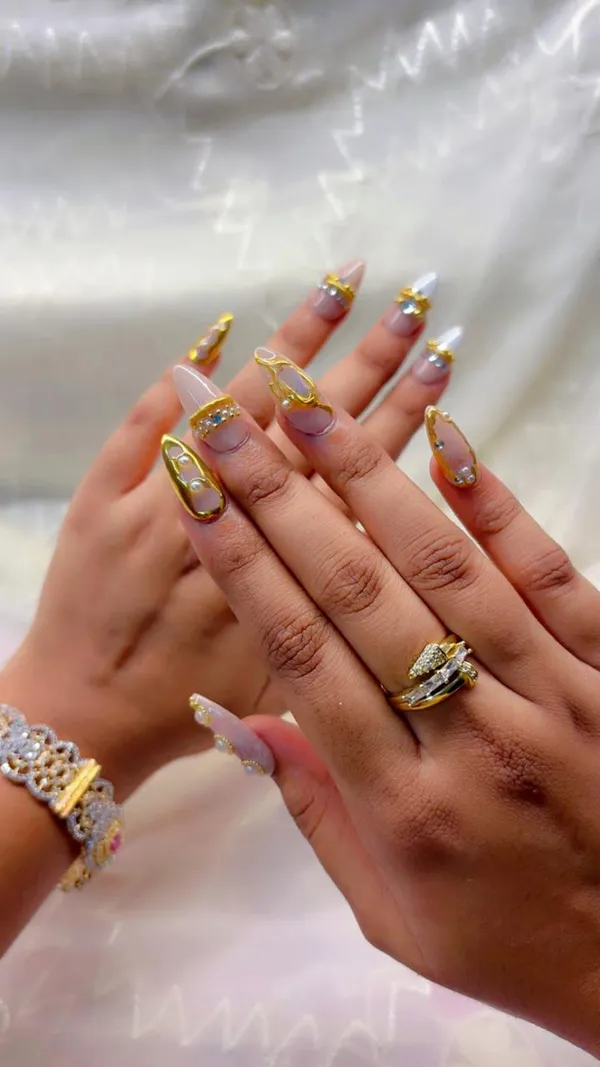 White_French_Bangle_Nails
