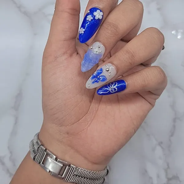 Exclusive_Blue_Butterfly_3d_Nails