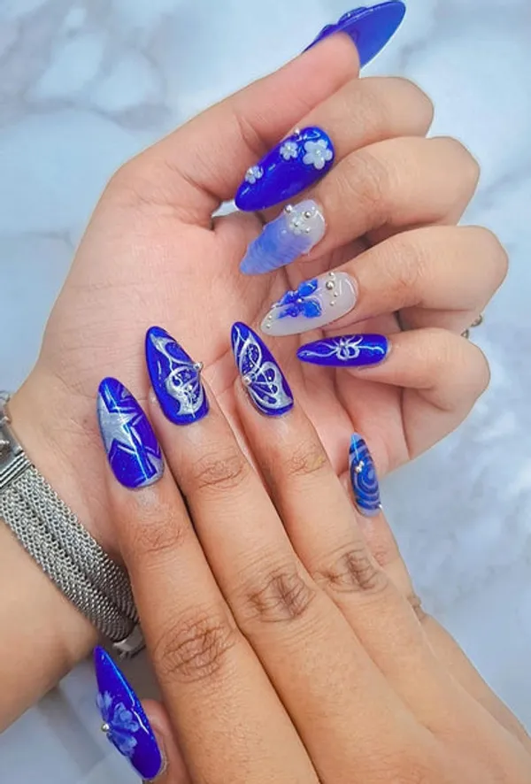 Exclusive_Blue_Butterfly_3d_Nails