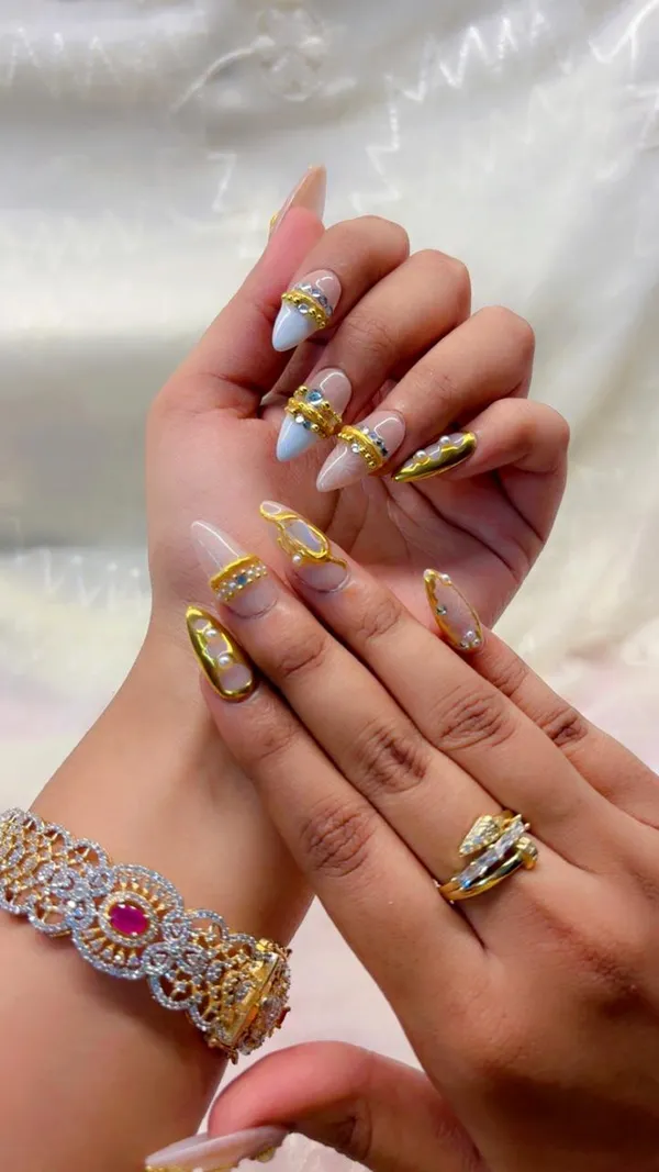 White_French_Bangle_Nails