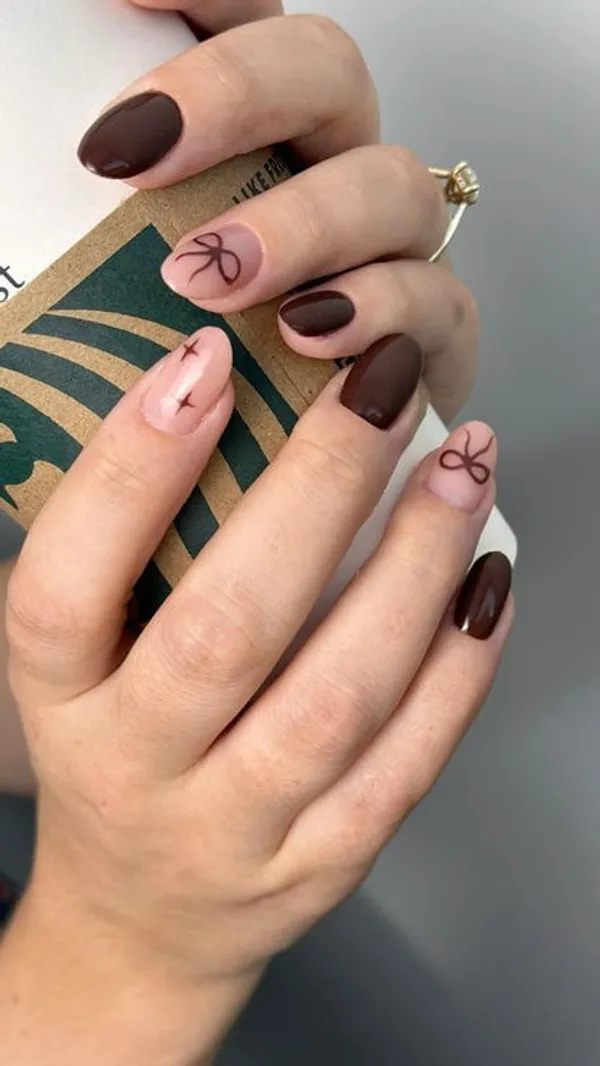 Coffee_Bow_Nails