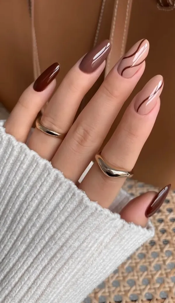 Browny_Nails