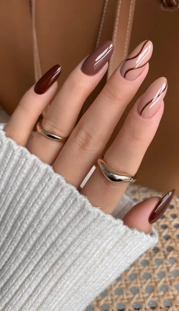 Browny_Nails