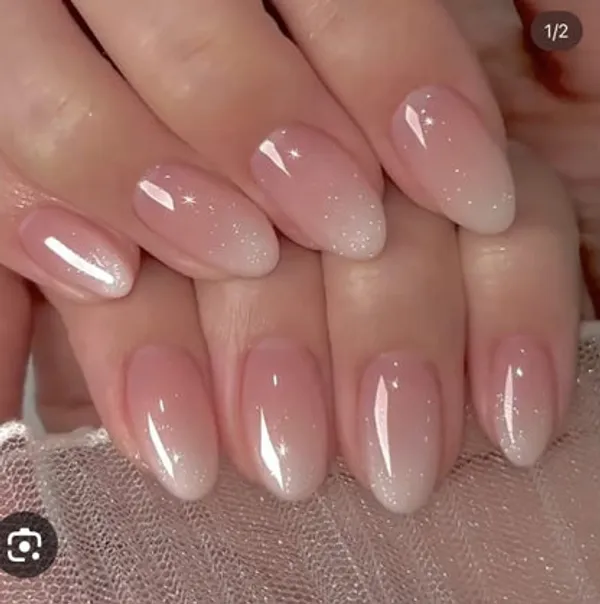 White_Frenchy_Chromatic_Nails