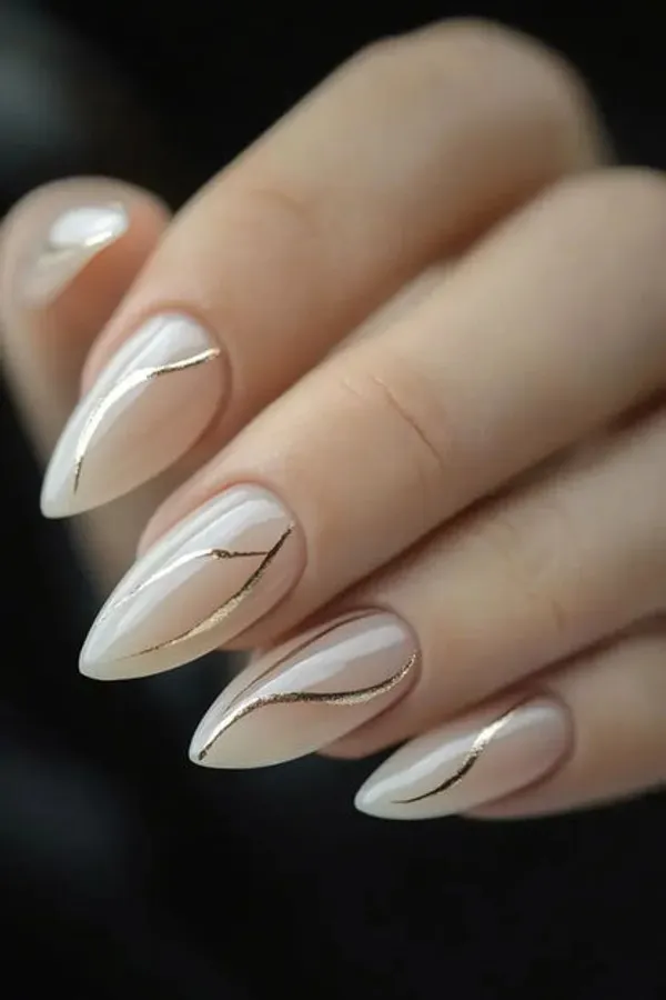 Chromatic_Swirl_Nails