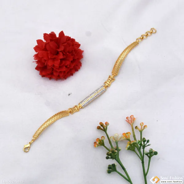 1_Gram_Gold_Plated_New_Style_Bracelet_For_Ladies_Style_A413