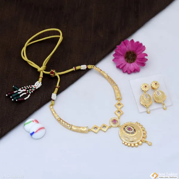 Brilliant_Design_Gold_Plated_Necklace_Set_For_Women_Style_B342