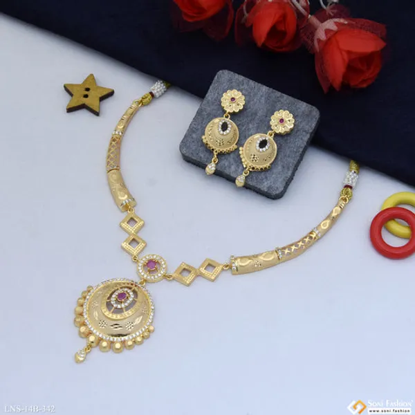 Brilliant_Design_Gold_Plated_Necklace_Set_For_Women_Style_B342