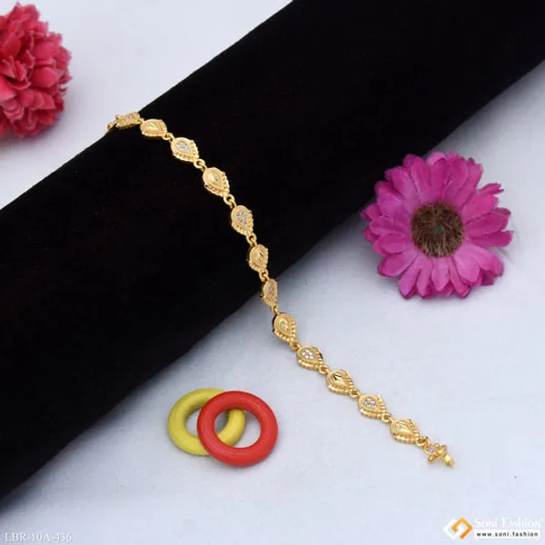 Artisanal_Design_Gold_Plated_Bracelet_For_Ladies_Style_A436