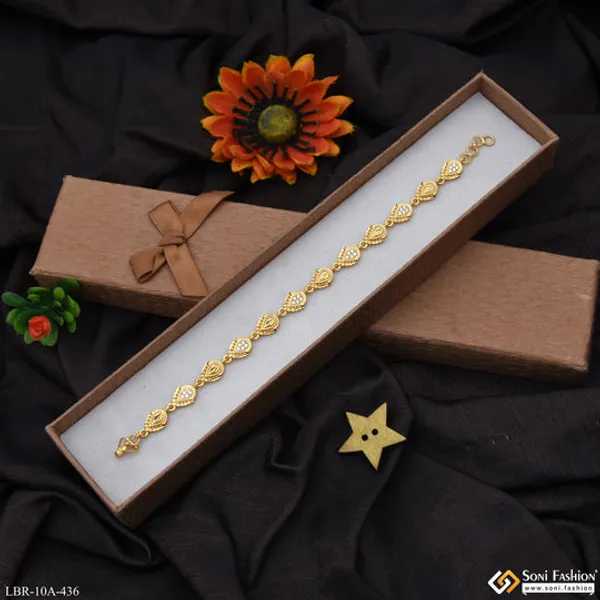 Artisanal_Design_Gold_Plated_Bracelet_For_Ladies_Style_A436