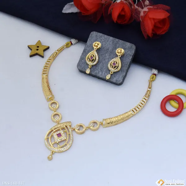 Sparkling_Design_Gold_Plated_Necklace_Set_For_Women_Style_B337