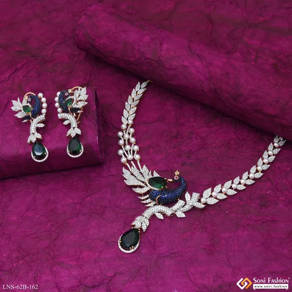Designer_Gold_Plated_Diamond_Necklace_Set_For_Ladies_Style_B162