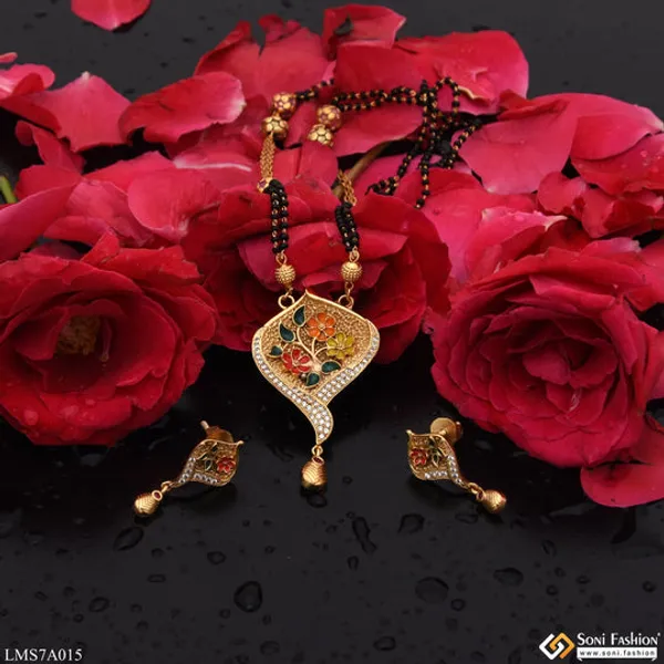 Flower_With_Diamond_Fashion_Forward_Gold_Plated_Mangalsutra_Set_For_Women_Style_Lmsa015