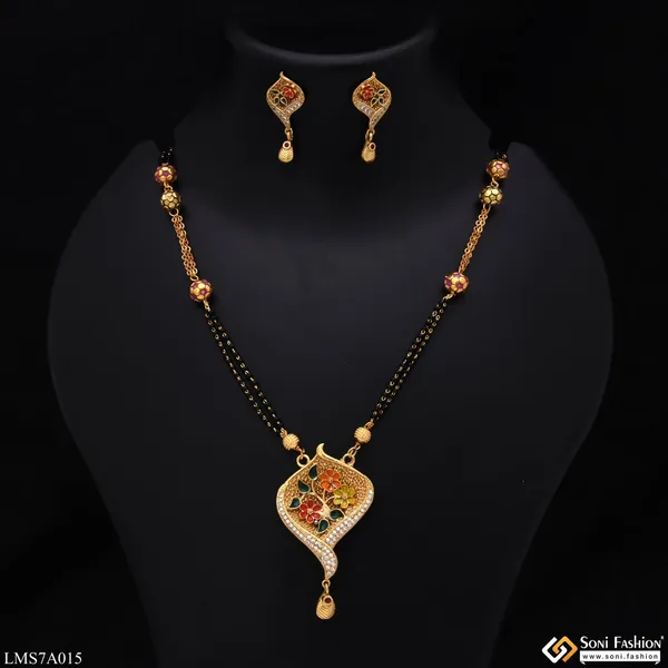 Flower_With_Diamond_Fashion_Forward_Gold_Plated_Mangalsutra_Set_For_Women_Style_Lmsa015