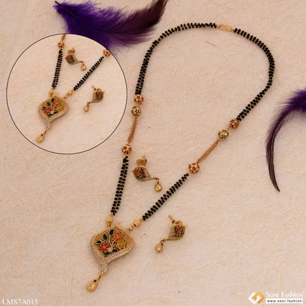 Flower_With_Diamond_Fashion_Forward_Gold_Plated_Mangalsutra_Set_For_Women_Style_Lmsa015