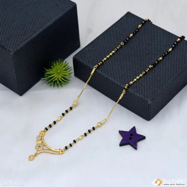 Chic_Design_Gold_Plated_Mangalsutra_For_Women_Style_A863
