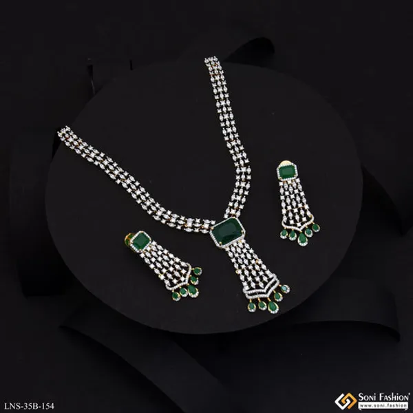 Green_Stone_New_Style_Gold_Plated_Diamond_Necklace_Set_For_Ladies_Style_B154