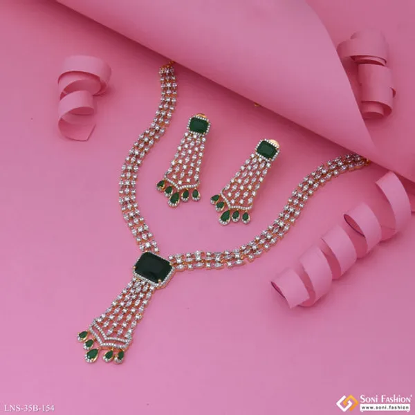 Green_Stone_New_Style_Gold_Plated_Diamond_Necklace_Set_For_Ladies_Style_B154