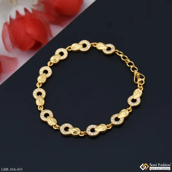 Graceful_Design_Gold_Plated_Bracelet_For_Ladies_Style_A433