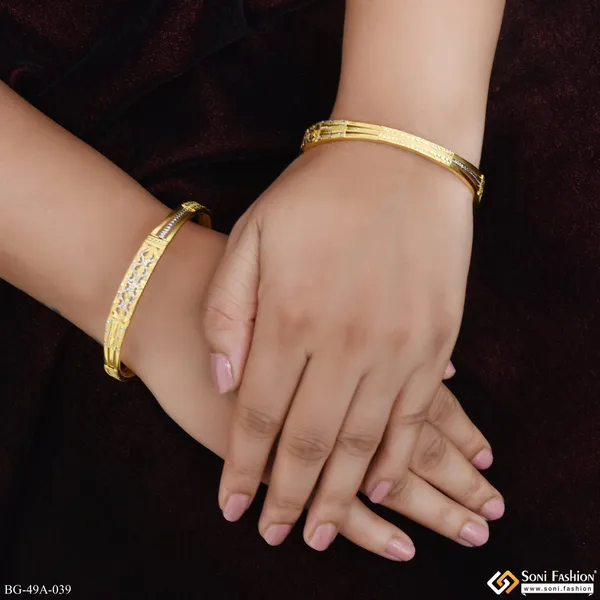 1_Gram_Gold_Plated_Casual_Design_Bangles_For_Ladies_Style_A039