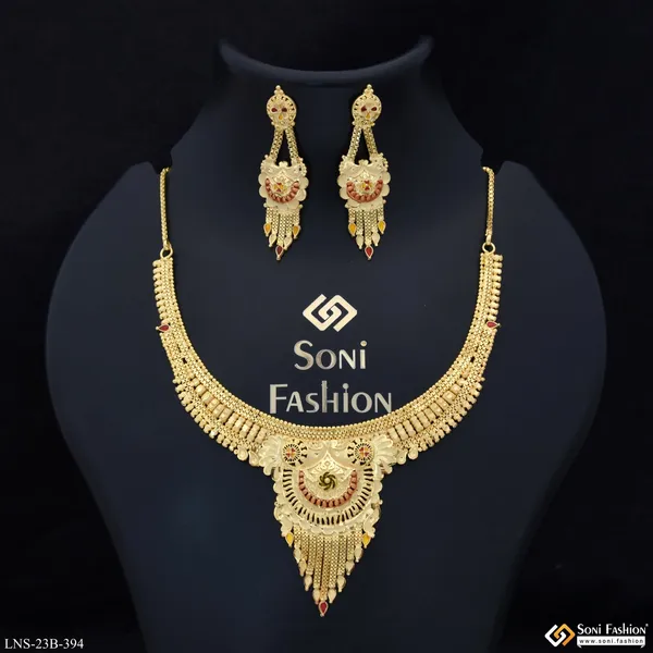 Fashionable_Gold_Plated_Necklace_Set_For_Women_Style_B394