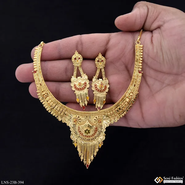 Fashionable_Gold_Plated_Necklace_Set_For_Women_Style_B394