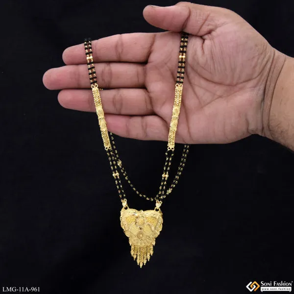 Glittering_Design_Gold_Plated_Mangalsutra_For_Women_Style_A961