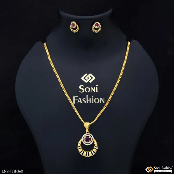 Glittering_Design_Gold_Plated_Necklace_Set_For_Women_Style_B368