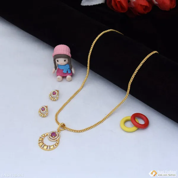 Glittering_Design_Gold_Plated_Necklace_Set_For_Women_Style_B368