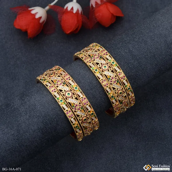 Fancy_Design_Gold_Plated_Antique_Bangles_For_Women_Style_A071
