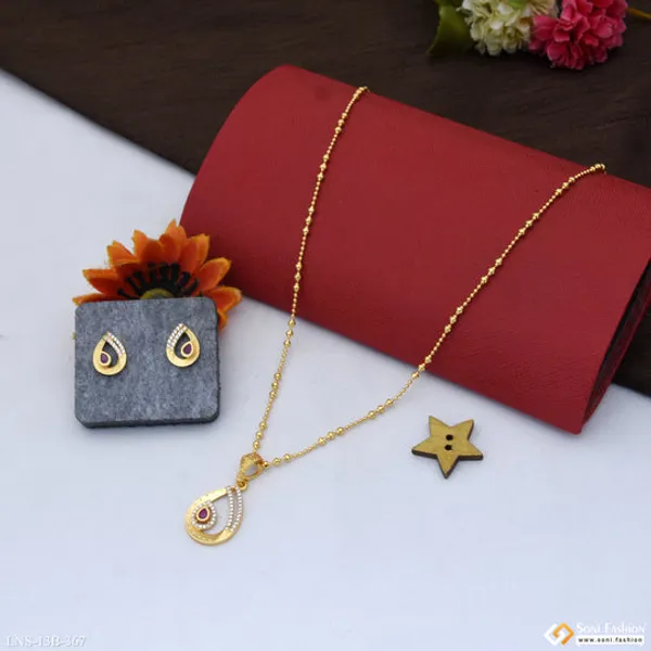 Fashionable_Gold_Plated_Necklace_Set_For_Women_Style_B367